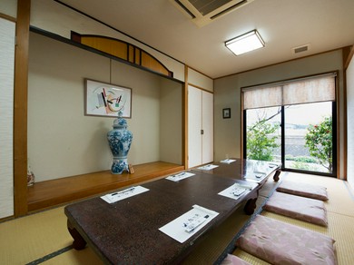 大切なお客様とのお食事に、お座敷席でおもてなしを