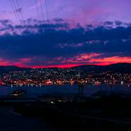 四季折々の美しい景色と御料理、特別なお席でどうぞ御利用下さい。