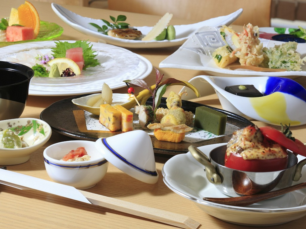 丁寧な技が光る。素材の新しい可能性を引き出した創作料理