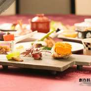 小鉢・前菜・造り・吸物・煮物・焼き物・揚げ物・止肴・ご飯・デザート　計十品