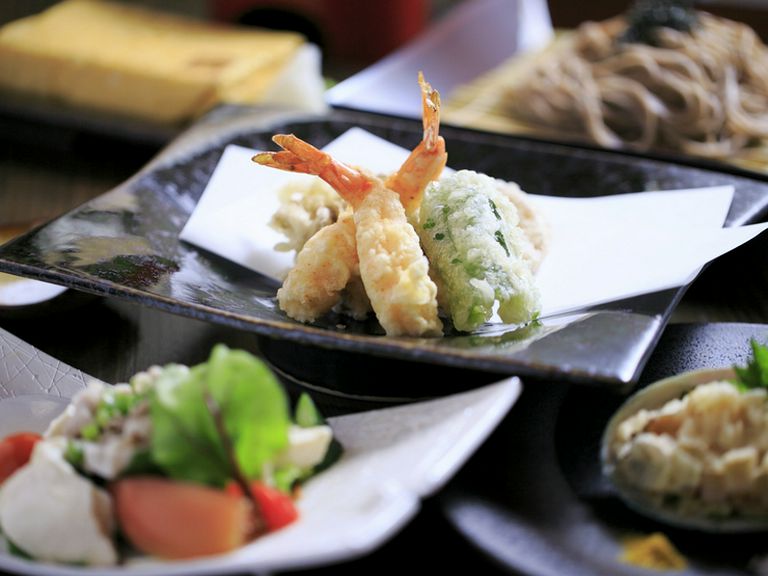 九州の新鮮な食材を丁寧に仕上げた料理の数々