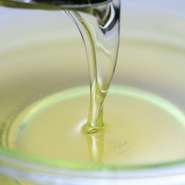 口当たりの軽さに驚く　さらっさらの綿実油