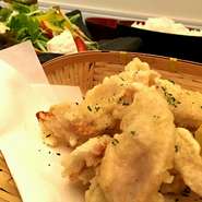 竹田市のハーブ鶏胸肉と豆富サラダのヘルシーランチ。女性に人気！