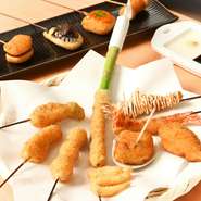串揚げのコースはハーフコースから楽しめます。15品以降お腹いっぱいの所でストップできます。神戸亭自慢の串揚げを心行くまで堪能できます。