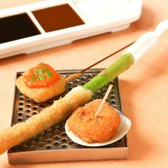 人気の3品「其の2」・イカとウニのソース・ アスパラガスの一本揚げ・ 蛤の甘酢風味