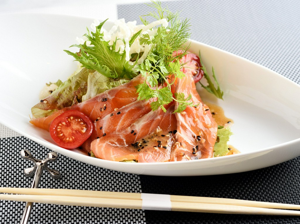 自家製ｽﾓｰｸｻｰﾓﾝのｻﾗﾀﾞ