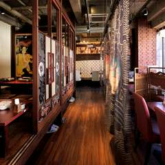 会社の集まりや女性グループにも人気があるオシャレな店内