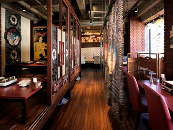 会社の集まりや女性グループにも人気があるオシャレな店内