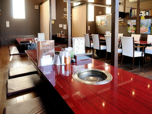 宴会などにも対応できるお座敷席は打上げや歓送迎会などにも最適