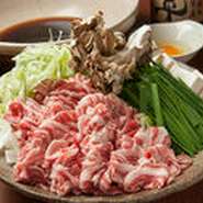 新鮮なエゾ鹿のショルダーを使用。
鹿肉の甘味と濃厚すきとじと卵のハーモニーを堪能あれ！
北海道の新たな蝦夷のすき焼き！