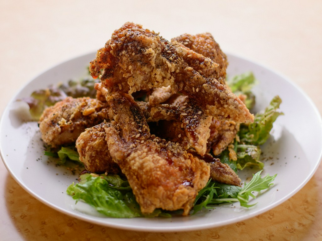 これるもん骨抜き手羽揚げ