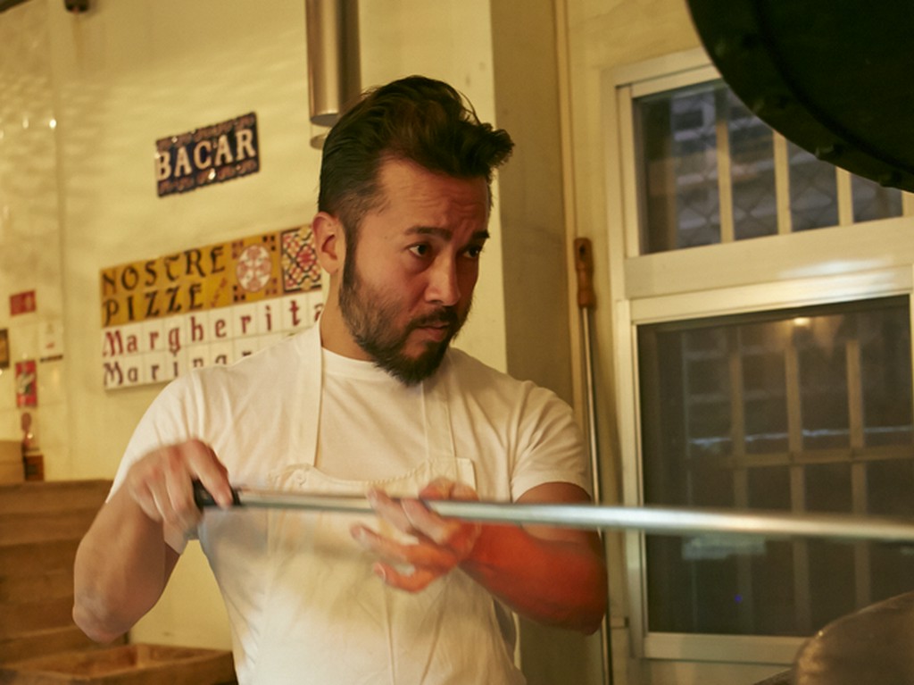 焼きあがったピッツァを最高の状態で食べて頂くために