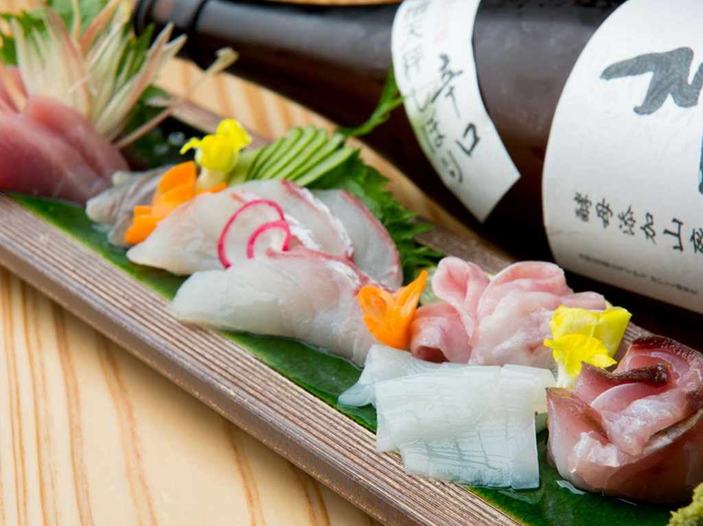 店主の目利きで仕入れた旬の鮮魚が勢揃い『本日の造り盛り』