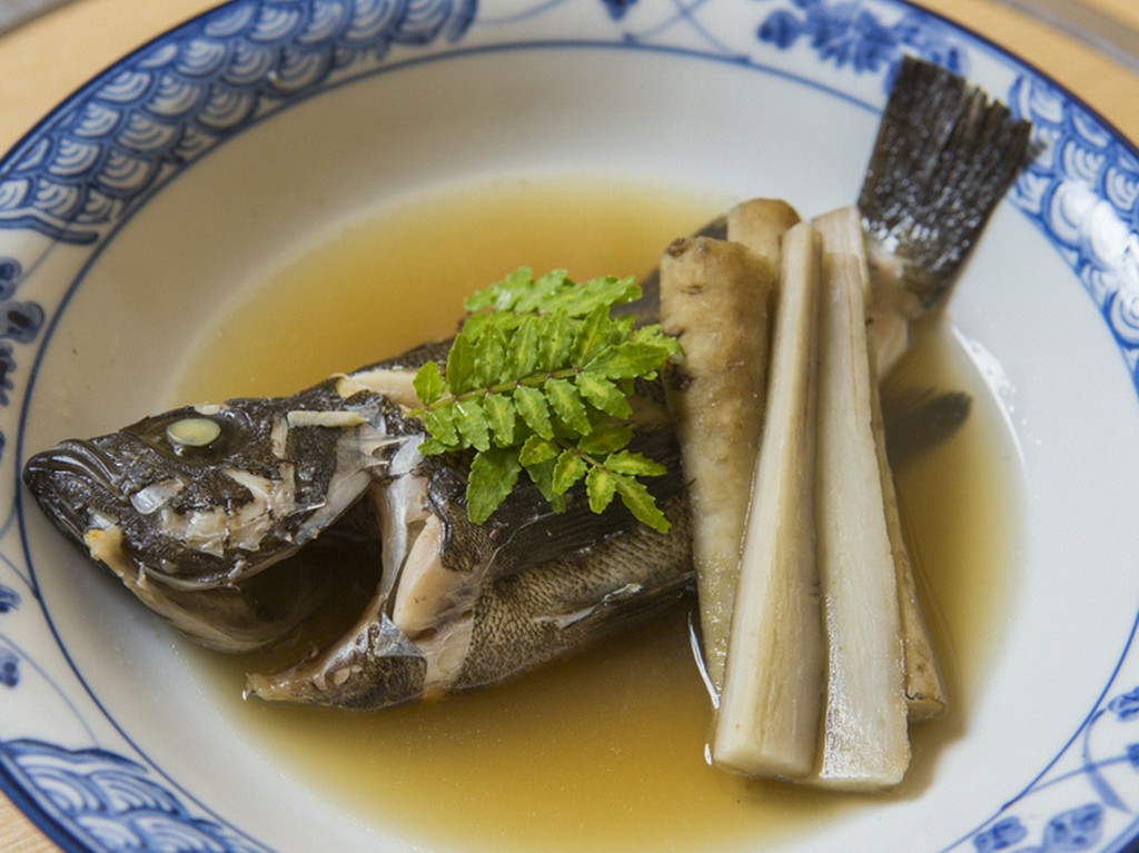 優しく上品な味わいの『めばる煮付け』