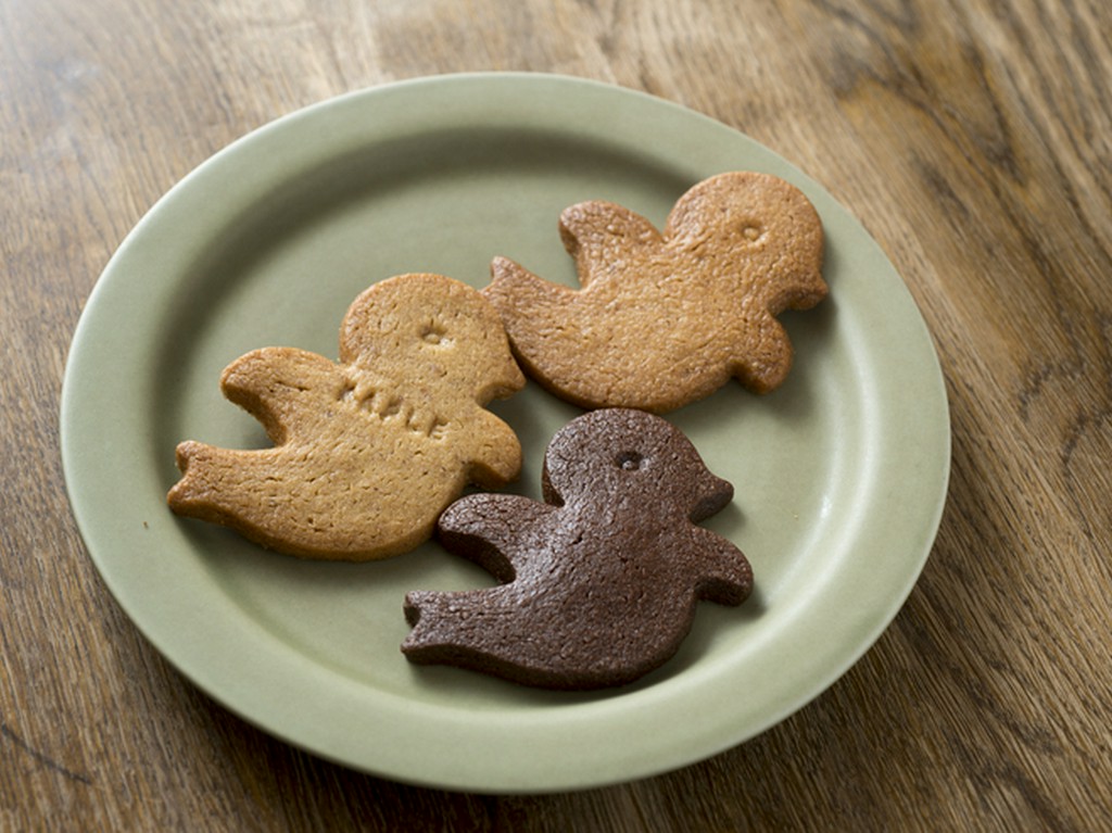 焼き菓子も人気。『とりサブレ』はお土産にも好評です