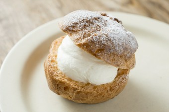 リピート率の高い名品。『オハコルテのシュークリーム』