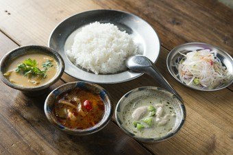 『シロクマ人気タイ料理宴会コース』がお得です