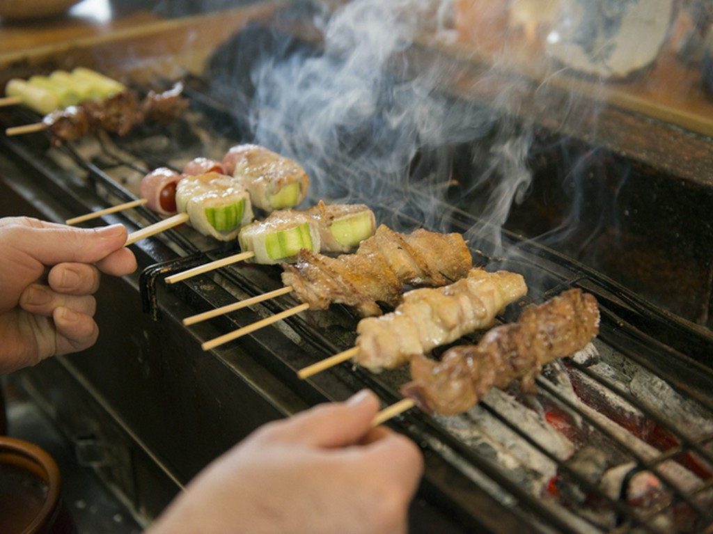 黒板に掲げられた本日のおすすめに注目