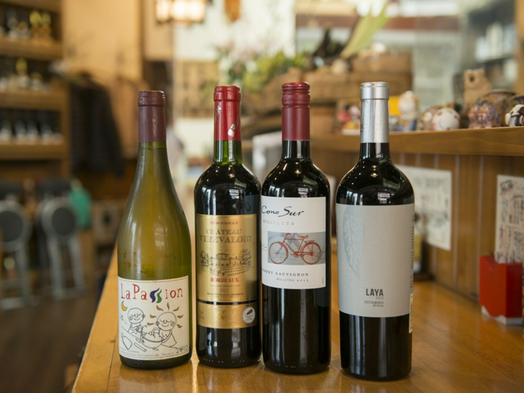 ソムリエが選ぶ本日のワインやノンアルコールカクテルもおすすめ