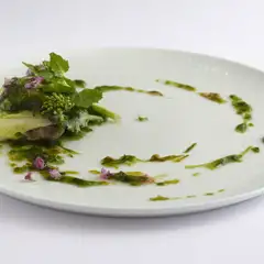 山の幸と海の幸を駆使した蒸し物、その名も『カオス』