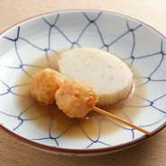 えび天は海老しんじょうと呼びたいし、す巻きは鱧のすり身の密度が素晴らしい。驚愕の手作りおでん種。