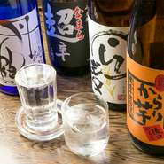 名物の飲み放題は60分で429円～です。種類によりランクアップもございます。気軽に飲みに来れるようにお財布の味方です。