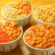 好きなネタを選び、好きなご飯の量も選べる『元祖！　わがまま丼』。これなら、少食の彼女と体格の大きな彼も、好きな量をオーダーできるので大満足。和気あいあいと食べられること間違いありません。
