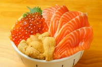 わがまま丼 一例(オーダー例 いくら&サーモン&ウニ)