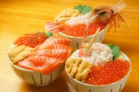 なんといっても当店一番人気!!贅沢にお好きなネタをお選びいただき、豪快に盛り付けます!お好きな「ネタ」を選んで自分だけの「わがまま」どんぶりを楽しもう!