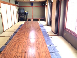 2階には30名様で使用可能な宴会スペースも御座います
