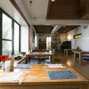 お茶をかきたてて、しっかりとした泡が作られる日本全国でも珍しい『ぶくぶくー茶』。その泡はなんと1～2時間置いておいても消えないという、とっても不思議なお茶で観光の息抜きをしませんか？