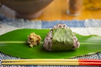 丁寧に炊き上げた自慢の一品『古代米のおにぎり』