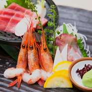 ・コースのご予約は前日までとなります。
※当日のコース予約は受け付けておりません。
・価格は税別価格です。
・仕入れの都合により変更がある場合がございます。
・お席のご利用時間は2時間30分とさせて頂きます。
・変更は前日までにご連絡願います。
・当日キャンセルの場合お料理代金を頂戴します。