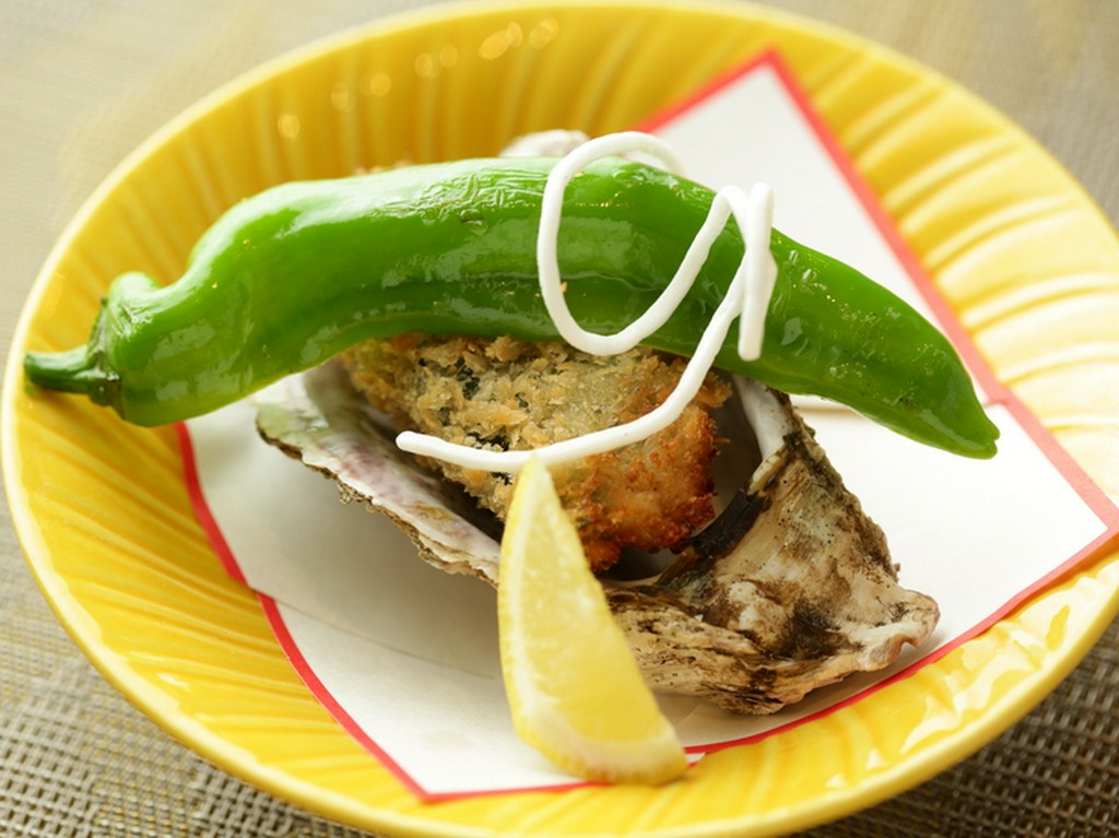 器や盛り付け、添えものにもセンスの良さを感じさせる『揚げ物』