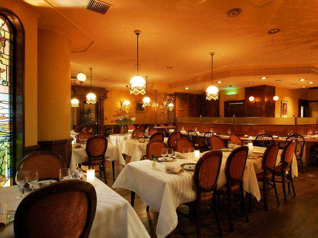 非日常を味わえるモダンな空間