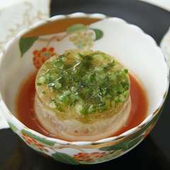 シェフのスペシャリテ『石鯛のタルタル セロリと生姜のブラマンジェ』