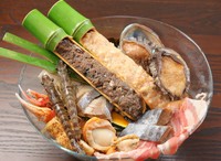 海の幸が色々入った海鮮中心のちゃんこ鍋です。