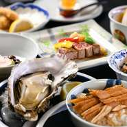 瀬戸内のお刺身、かきフライ、穴子めしなど広島の味覚を存分に満喫いただけます。
※仕入れ状況により内容が変更となる場合がございます。※写真はイメージです。