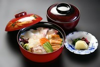 旬の新鮮な海の幸がたっぷり楽しめます