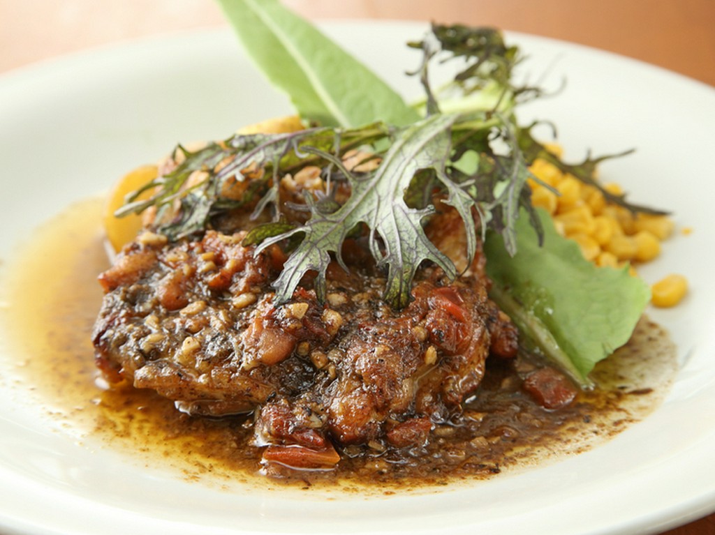 深みのある辛さにやみつき『ジャマイカン・ジャークチキン』