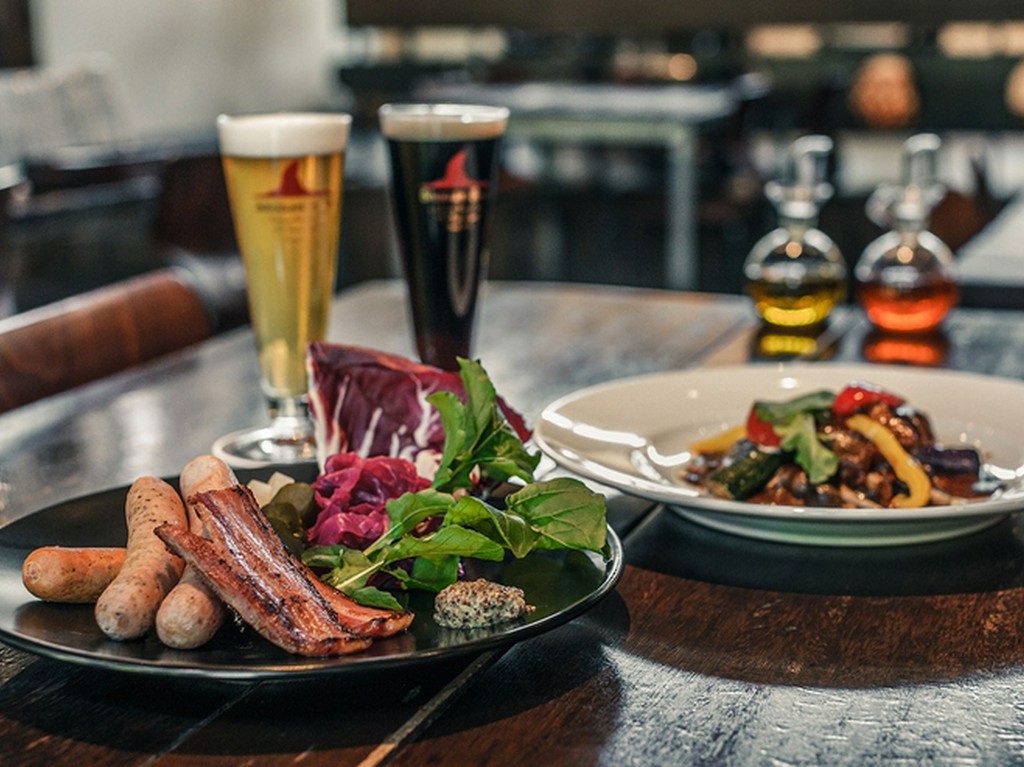 季節にあわせて変化するコース、ランチでヘルシーデート