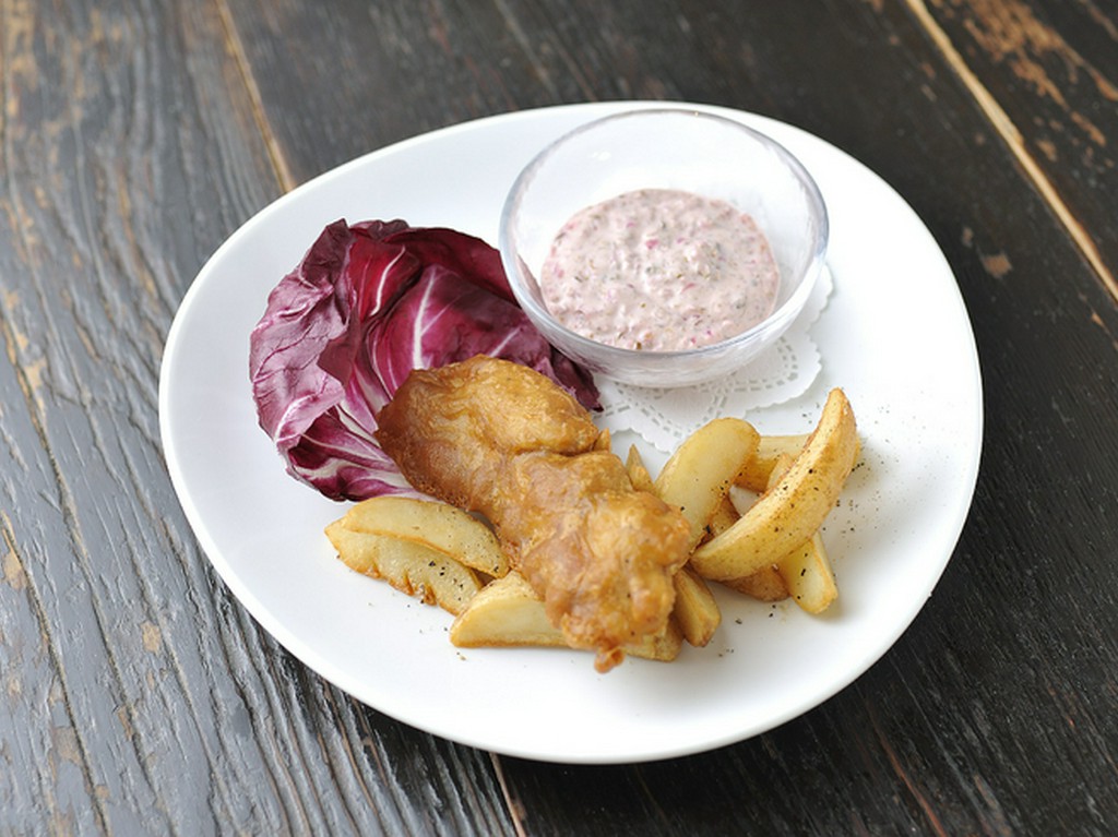 『フィッシュ＆チップス　　モキチスタイル』