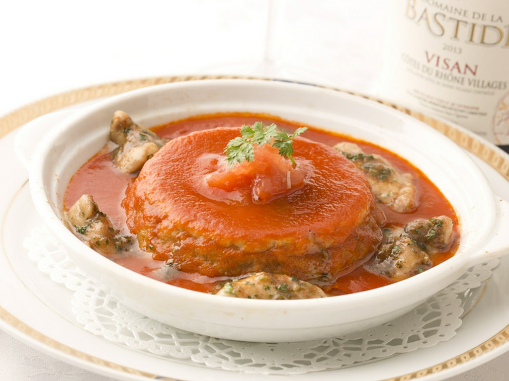 上品な味わい『ガトー・ド・フォア　リ・ダニョのフリカセ添え』