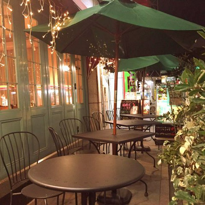 テラス席がある