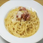 濃厚ながらあっさりとした後味の本場のカルボナーラ