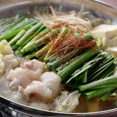 醤油、味噌、塩、チゲのスープから選べる『博多もつ鍋』