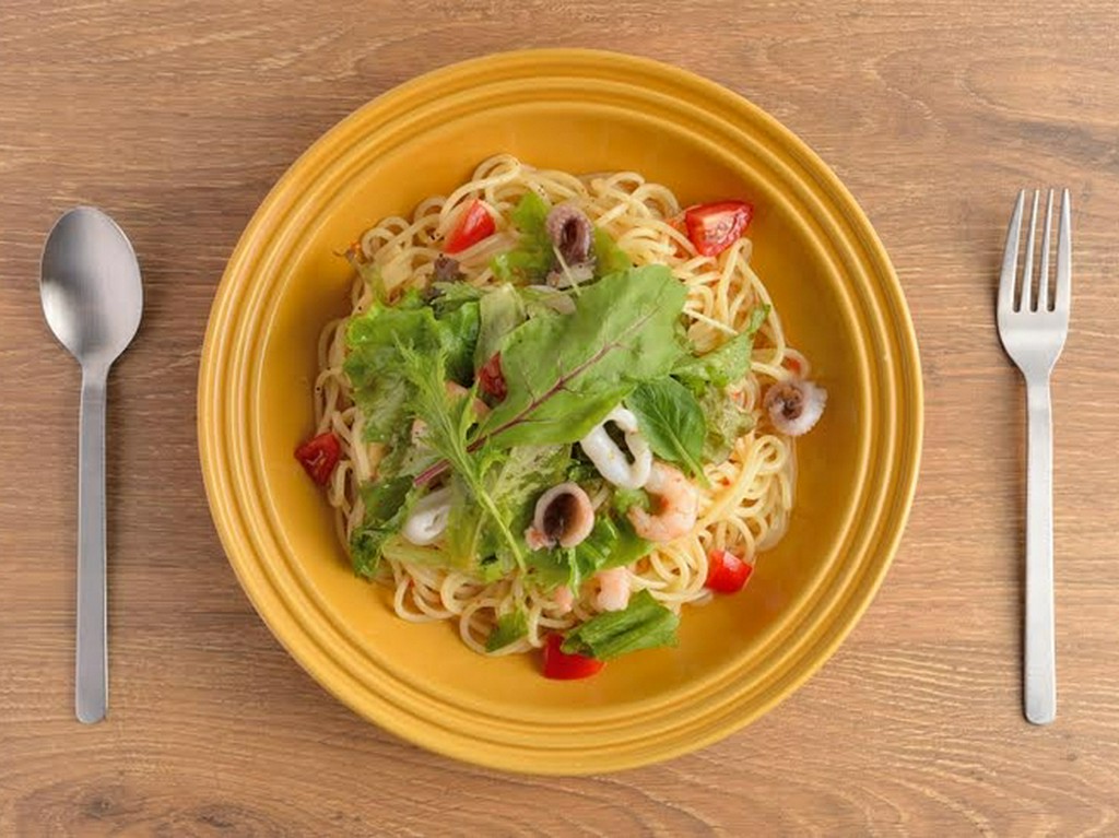 カルパッチョ風冷製サラダパスタ