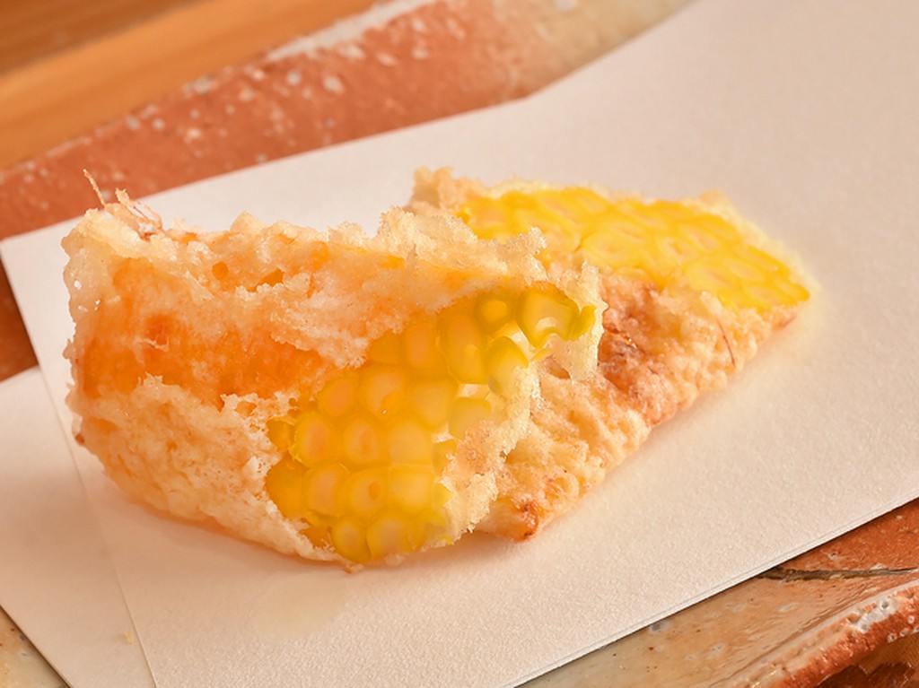 季節の風を取り込んだメニュー。地元神奈川の素材にこだわる