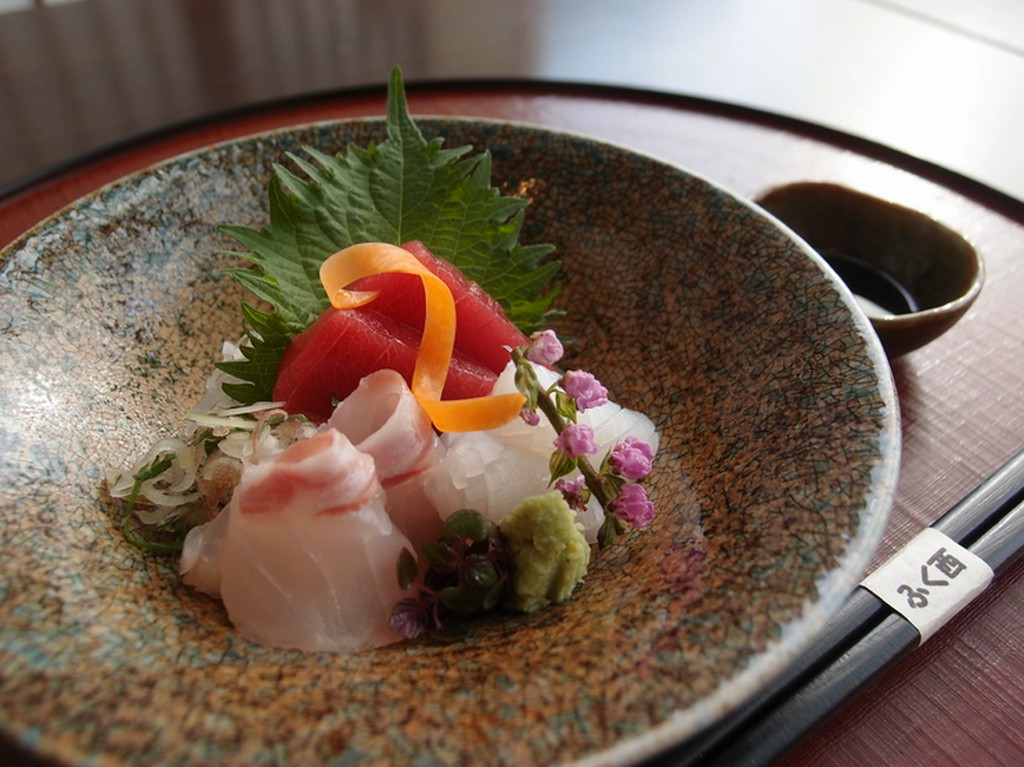 匠の技が光るカウンターコースは、大切な方のおもてなしに