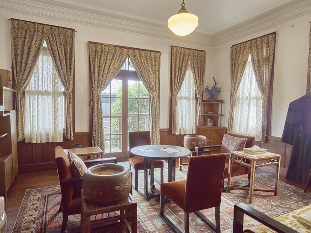 懐かしの「大正ロマン」を感じられる空間です